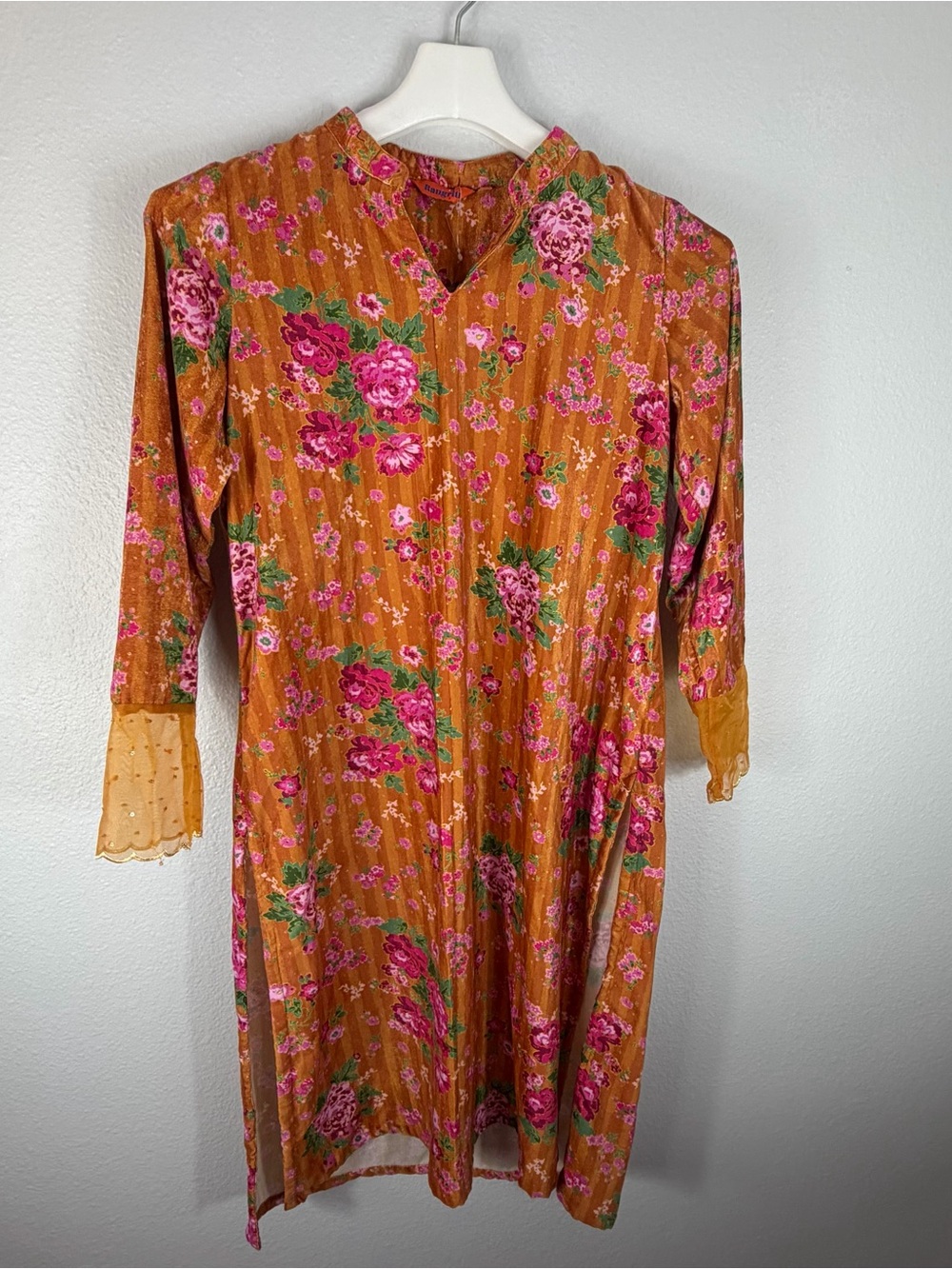 Rangriti Floral Kurta Tunic NWOT Size 38 Orange Pink Sequin Sheer Cuffs